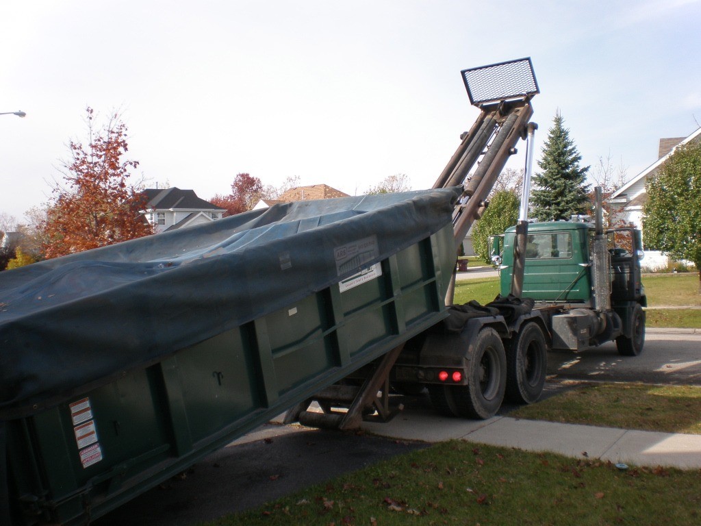 Residential Dumpster Rental Services Experts, Palm Springs Junk Removal and Trash Haulers